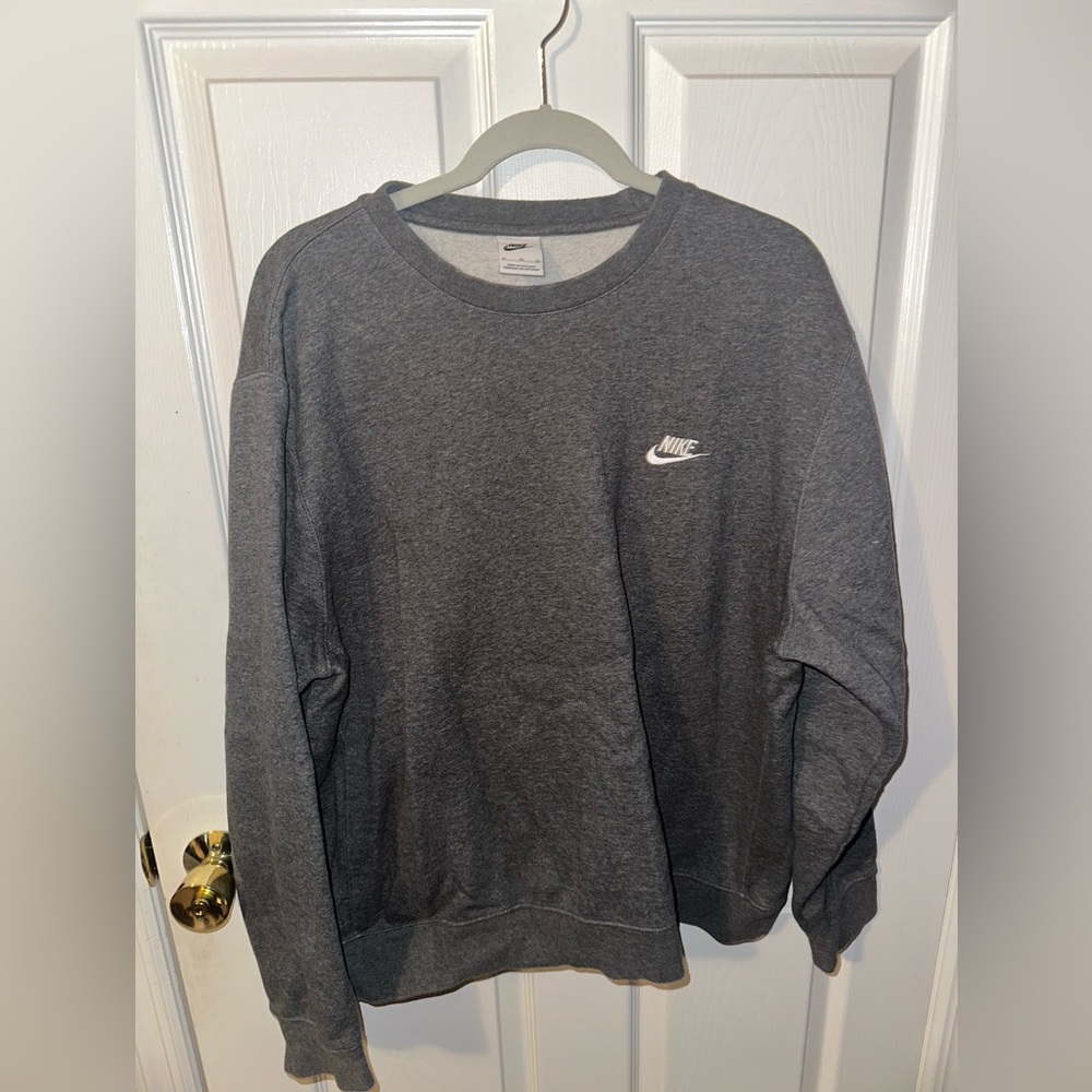 Men’s Nike crewneck hoodie